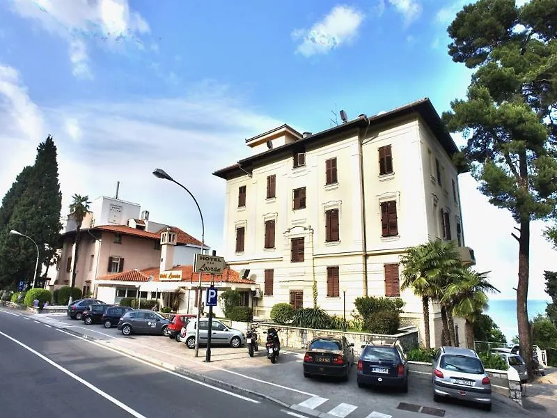 ***  Hotel Lovran Kroatië